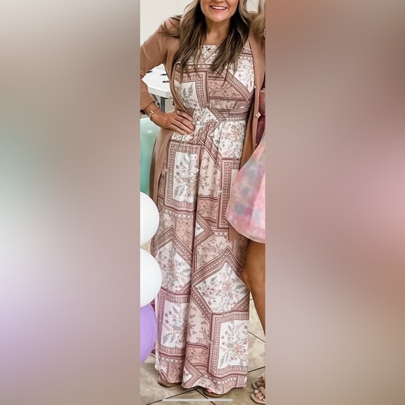 Romper - Picture 2 of 2